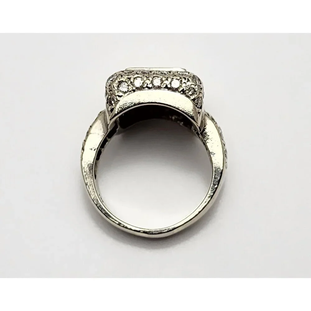 Beautiful 14K Karat Solid White Gold Designer Diamond Statement Ring - Size 7